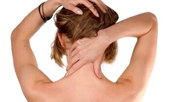 Auto-massage du cou pour l'ostéochondrose