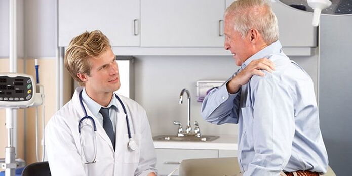 Douleur dans l'articulation de l'épaule due à l'arthrose